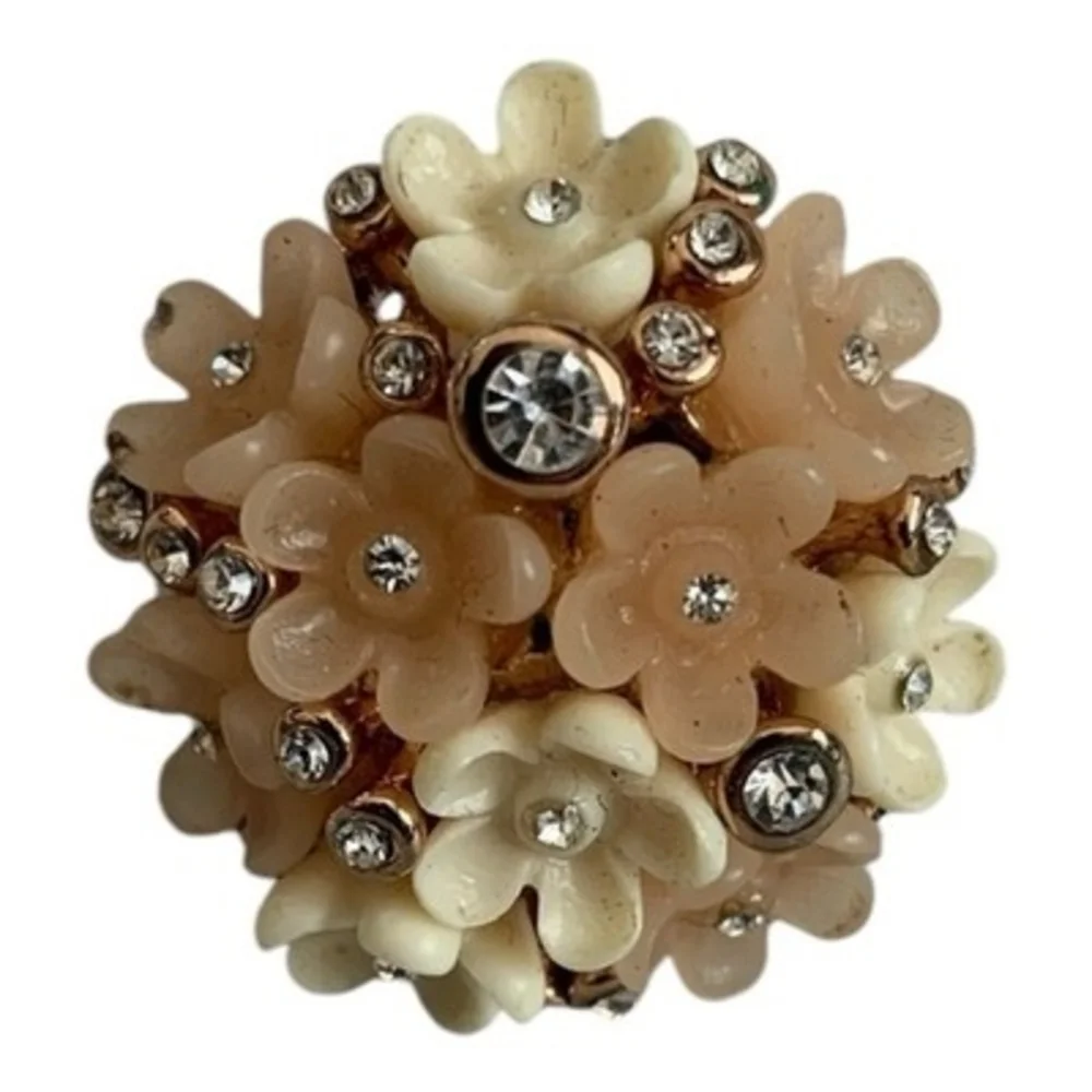 Vintage Floral Cluster Rhinestone Ring Beige Pale Pink Size 6.5 Costume Jewelry